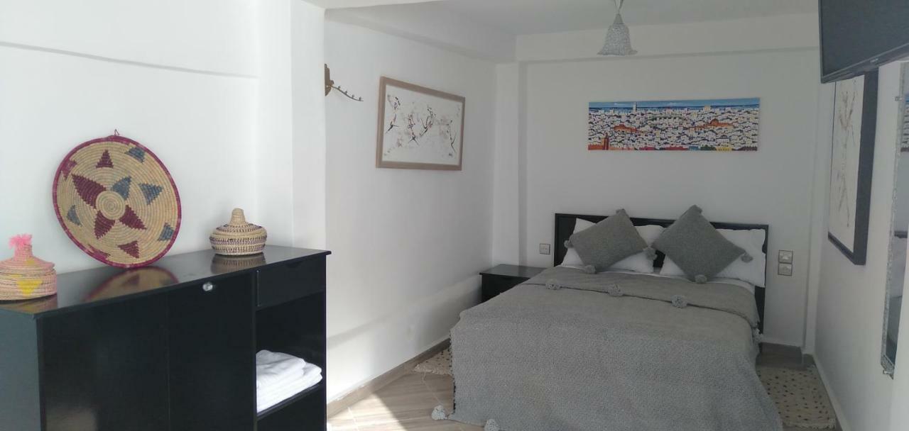 Appartements La Grotte エッサウィラ エクステリア 写真